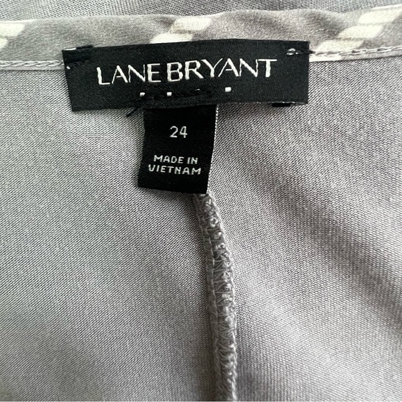 LANE BRYANT Women’s Pullover Top Size 3X (24) Multi Color V-neck Long Sleeve - Picture 6 of 11